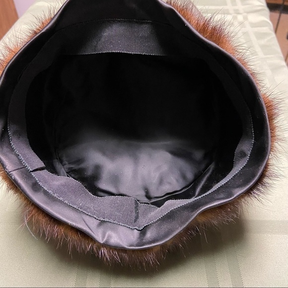 Mink pillbox hat circa 1963. Child’s hat as circumference is 21.75”. Beautiful. - Picture 4 of 5